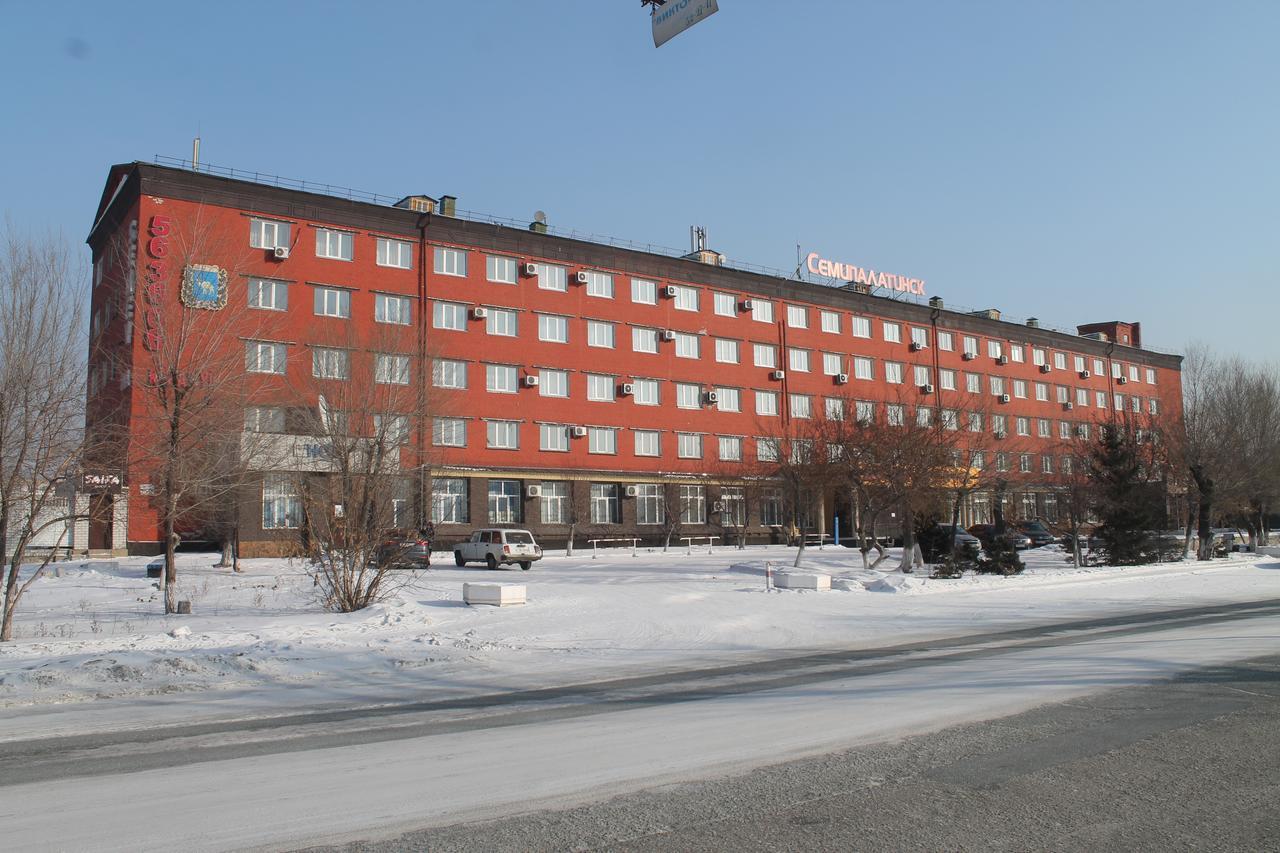Semey Hotel 외부 사진